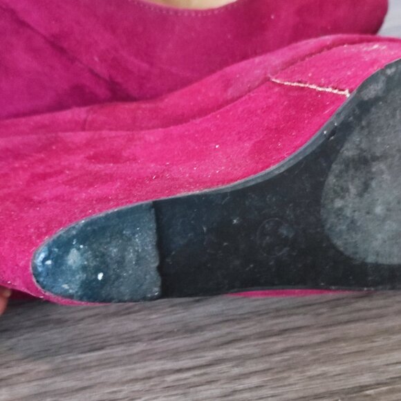JustFab wedge burgundy suede size 7 - Picture 6 of 8